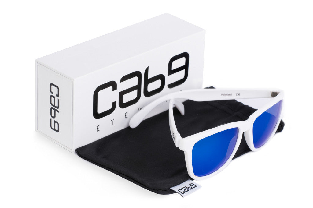 cab9-eyewear-polar-blue-with-case